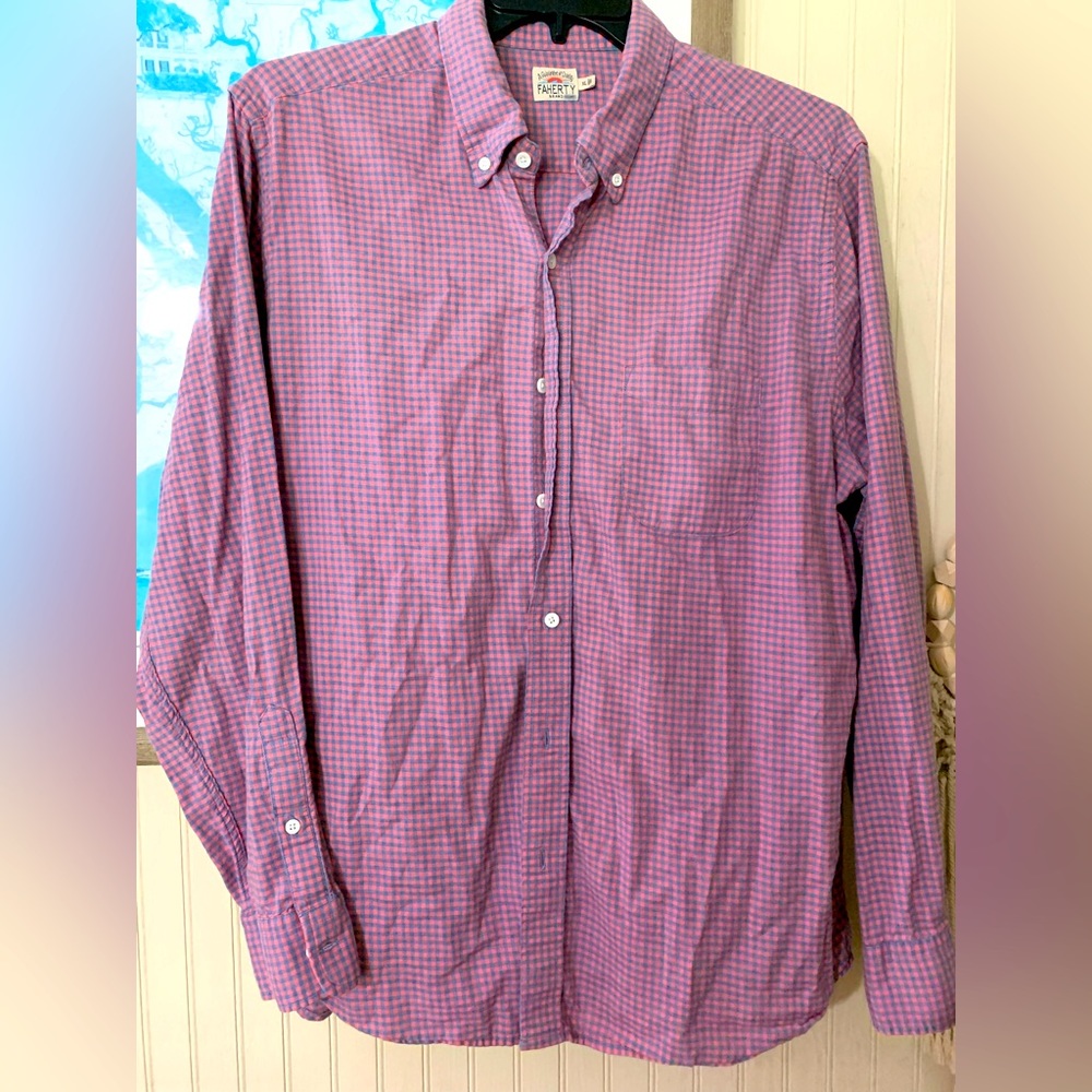 Men’s Faherty button up shirt
